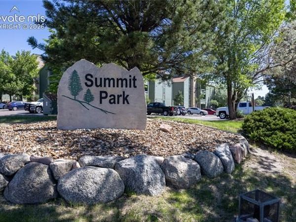 140 W Rockrimmon Boulevard, Unit 202, Colorado Springs, CO 80919