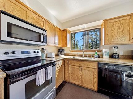 1834 Cold Creek Court, South Lake Tahoe, CA 96150 Photo