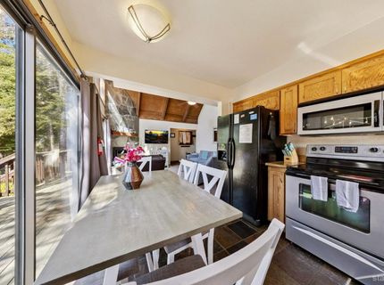 1834 Cold Creek Court, South Lake Tahoe, CA 96150 Photo