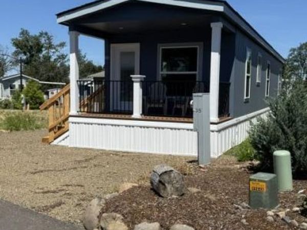 1 Corral Lane, Unit SP 35, Ashland, OR 97520