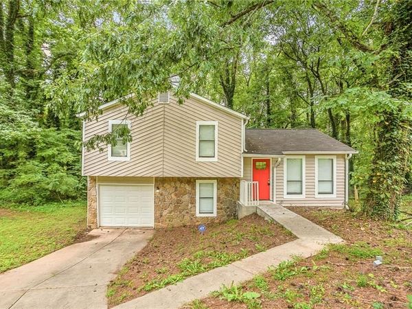 4645 Hairston Crossing Place , Stone Mountain, GA 30083