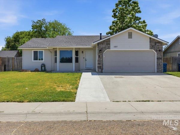 107 Sunridge Dr, Caldwell, ID 83605
