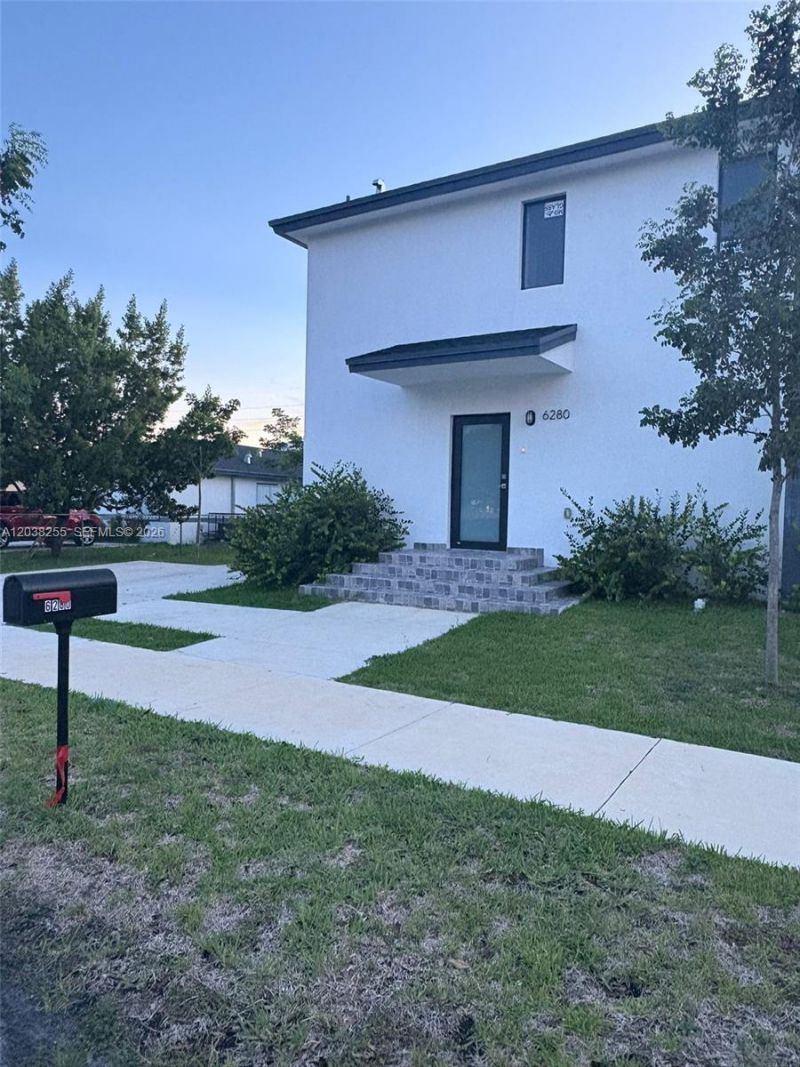 6280 NW 22nd Ct , Unit 2, Miami, FL 33147 Photo