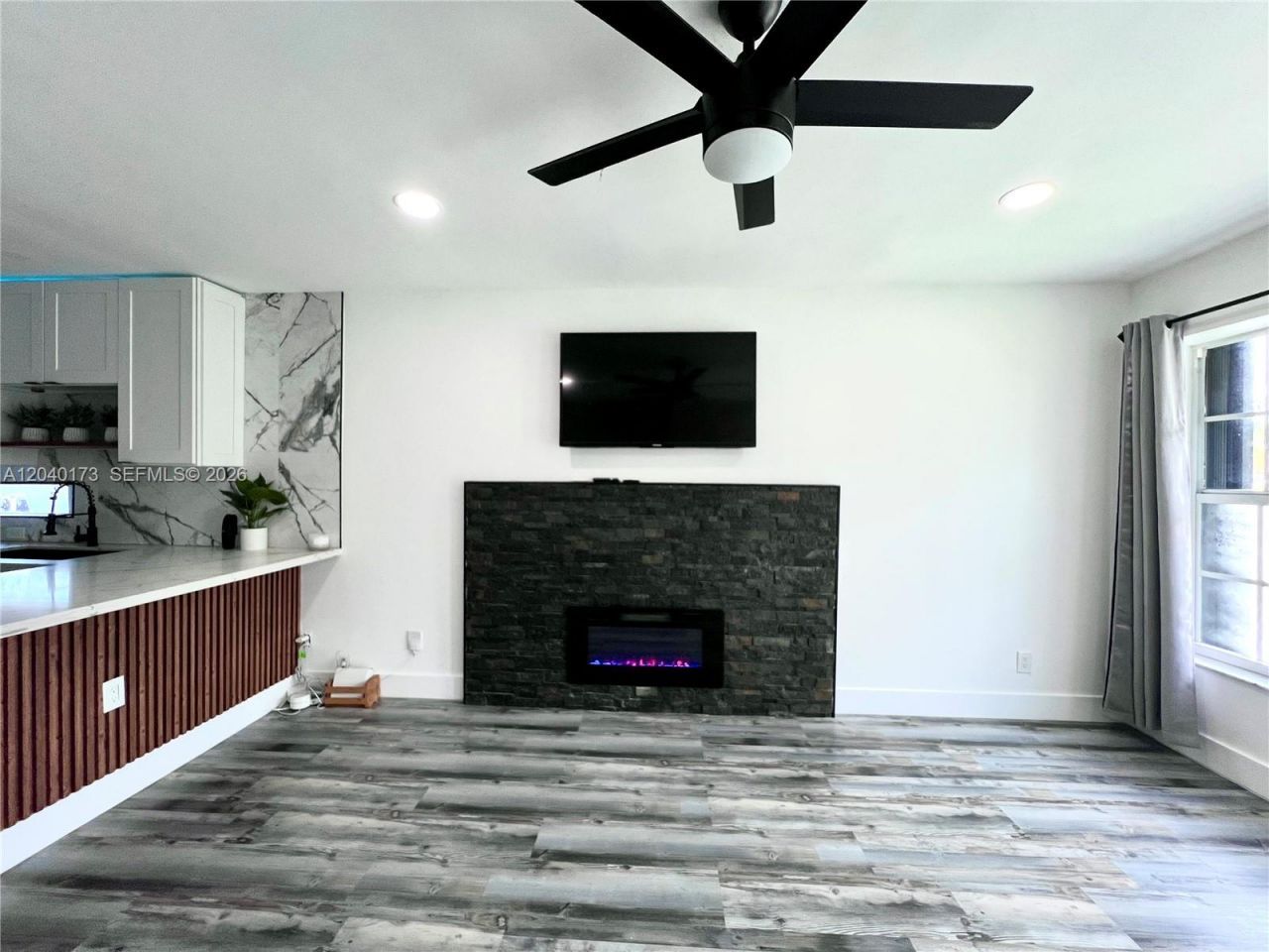 2425 SW 26th Ln, Miami, FL 33133 Photo