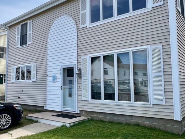 339 Woodstock Street, Seabrook, NH 03874