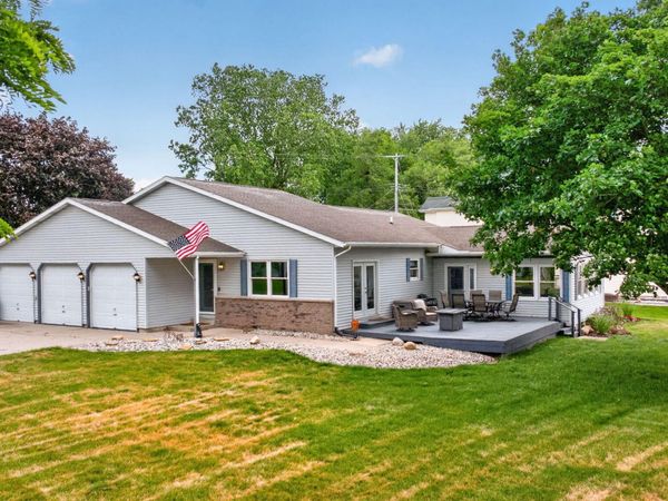 103 Paula Drive, Brooklyn, MI 49230