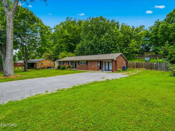 208 Early Drive, Powell, TN 37849