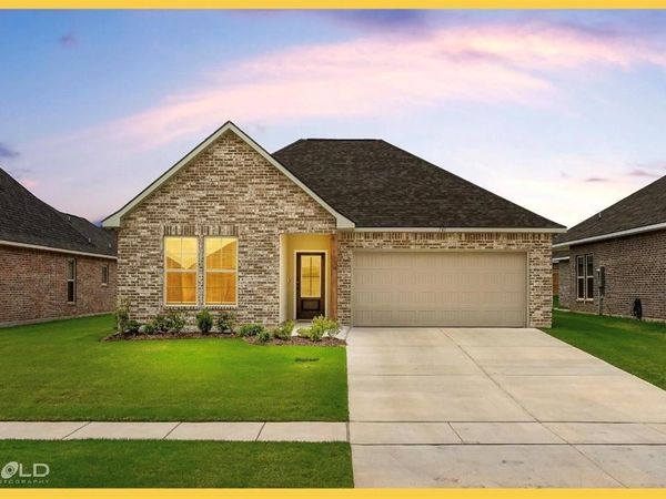 741 Crozier Drive , Bossier City, LA 71111