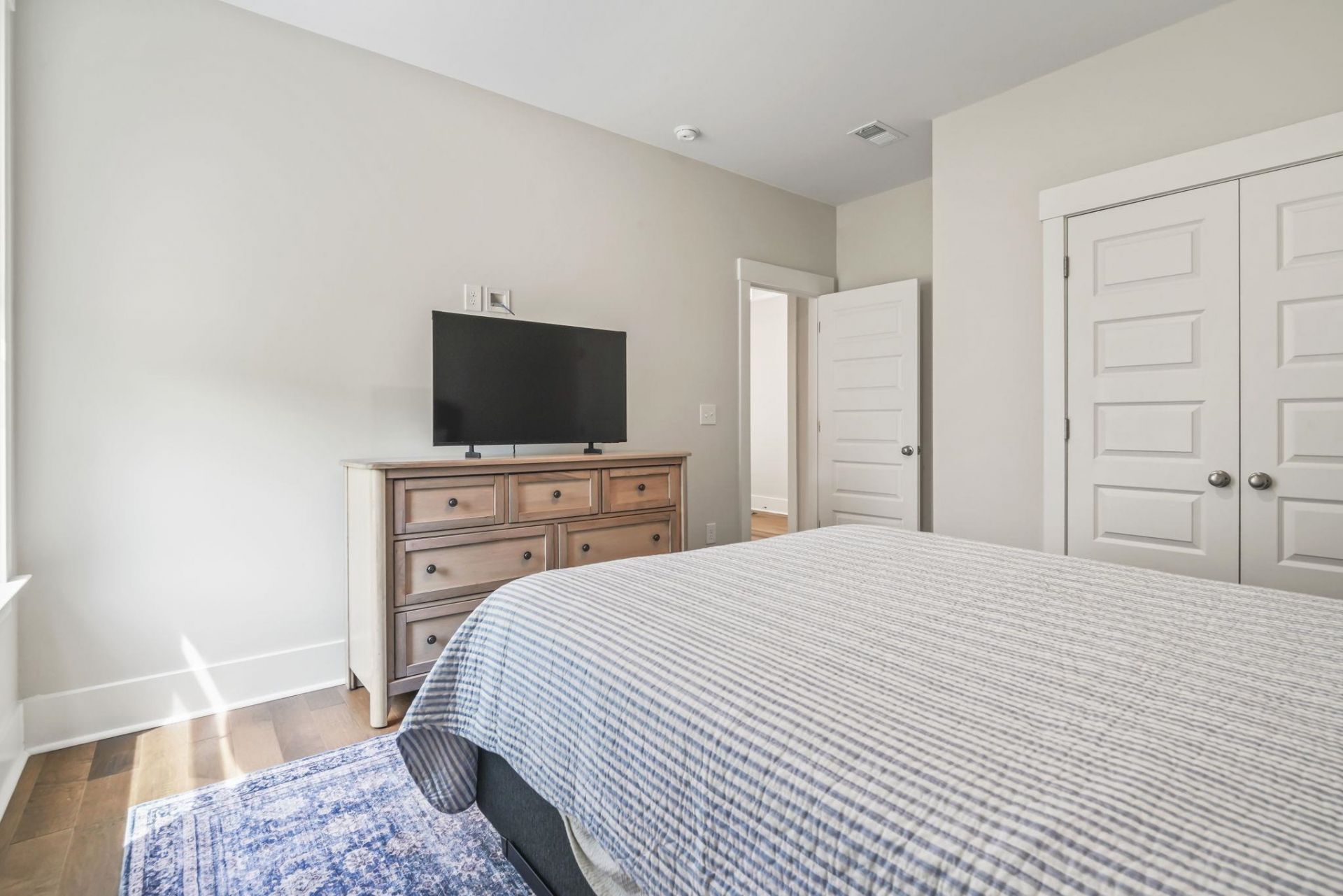 6759 Genesis Dr Photo 35