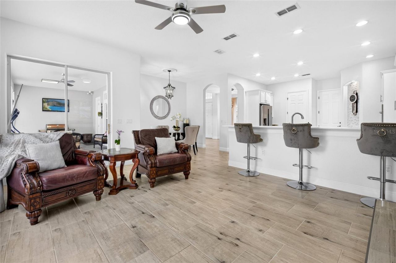 16431 Bristol Lake Circle, Orlando, FL 32828 Photo