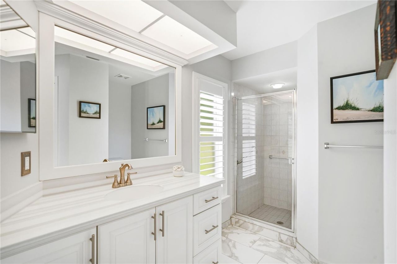 9276 Ashley Drive, Weeki Wachee, FL 34613 Photo