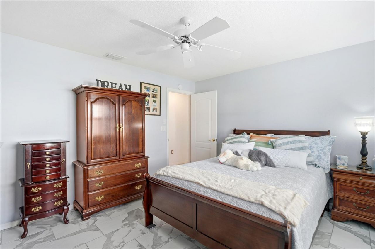 9276 Ashley Drive, Weeki Wachee, FL 34613 Photo