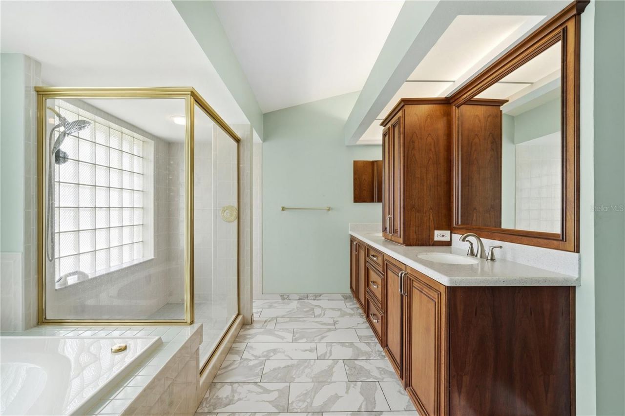 9276 Ashley Drive, Weeki Wachee, FL 34613 Photo