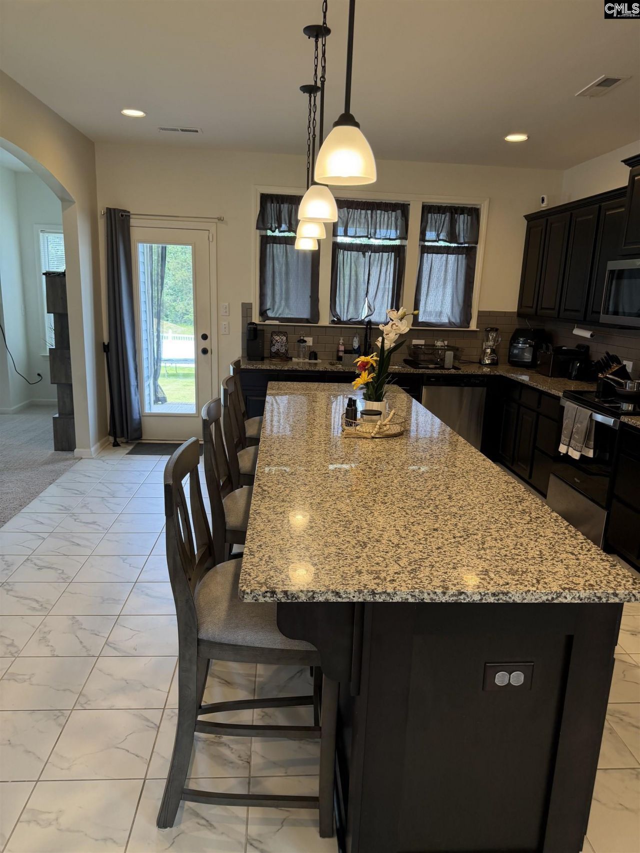 629 Corsih Place  Photo 4