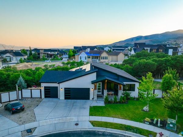 6319 W SUTHERLAND DR, Highland, UT 84003