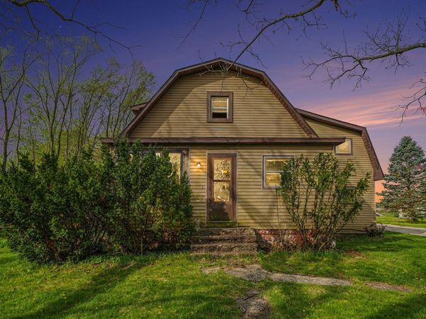 8612 Stevensville Baroda Road, Baroda, MI 49101