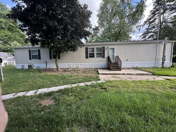 3551 Nash Drive, Jackson, MI 49201