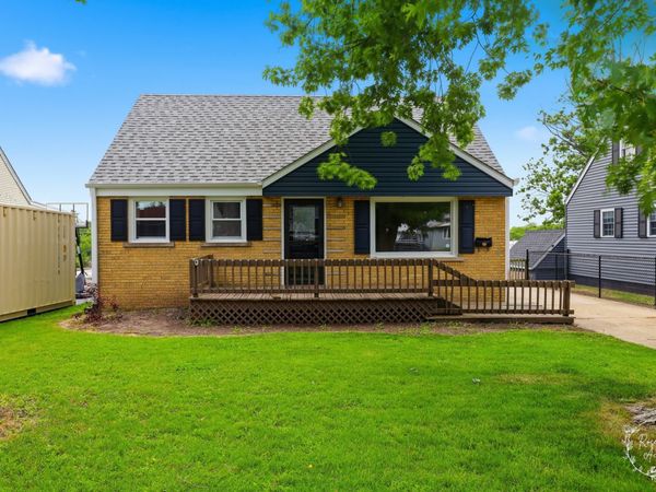 1375 Inglesh Avenue , Kankakee, IL 60901