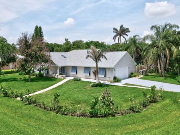185 12th Street SE, Vero Beach, FL 32962