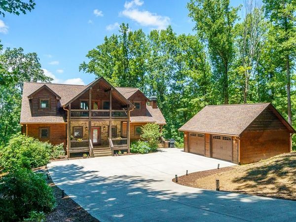 1252 Mountainside Parkway, Ellijay, GA 30536