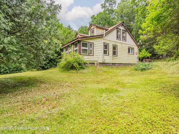 93 Yeagerville Road, Napanoch, NY 12458