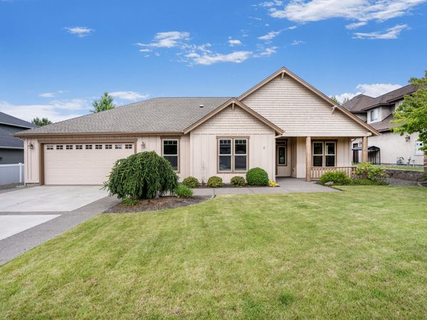 3571 SW 36th Place, Redmond, OR 97756