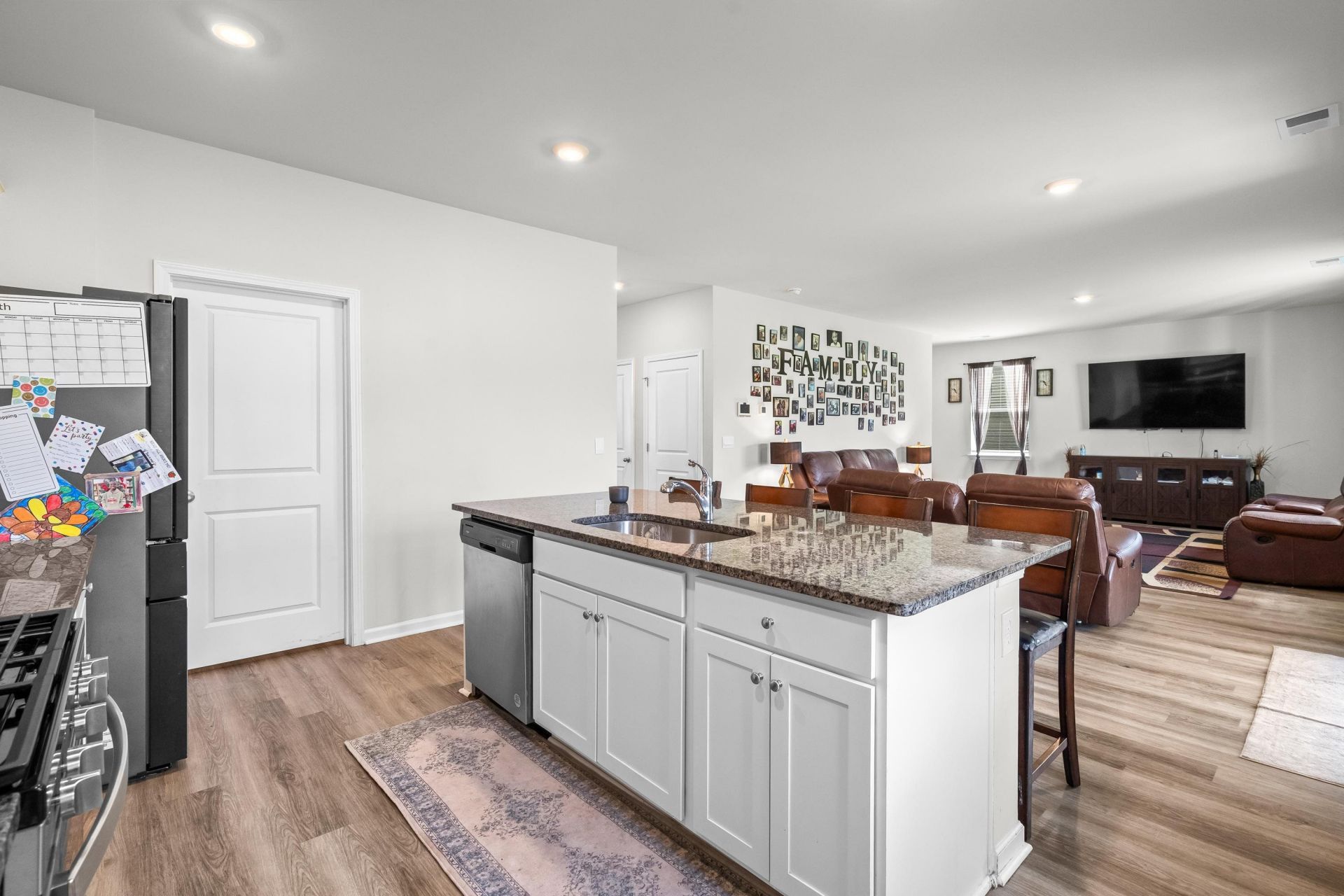 304 Picnic Basket Pl. Photo 18