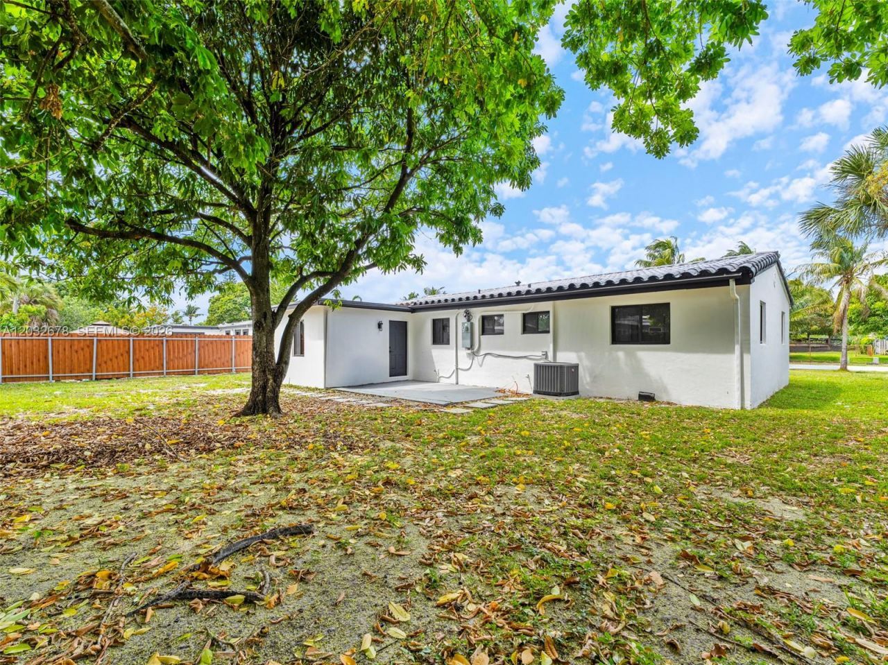 1055 Wyoming Ave, Fort Lauderdale, FL 33312 Photo