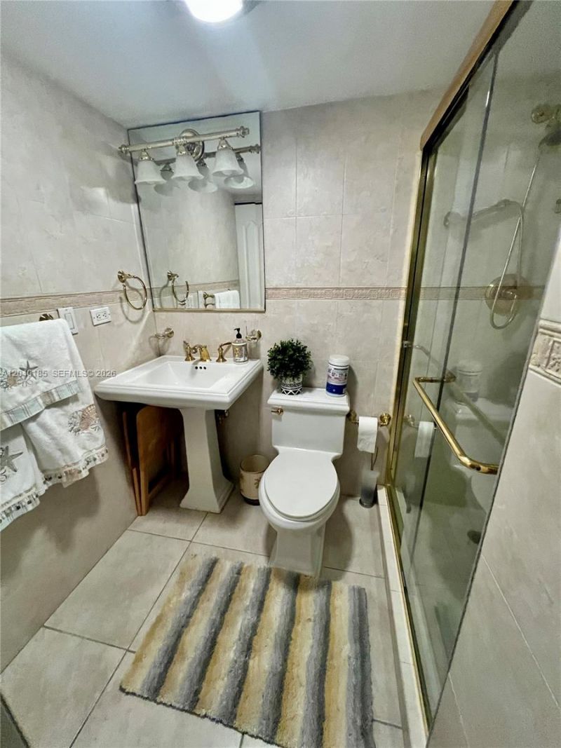 7135 Collins Ave , Unit 1523, Miami Beach, FL 33141 Photo