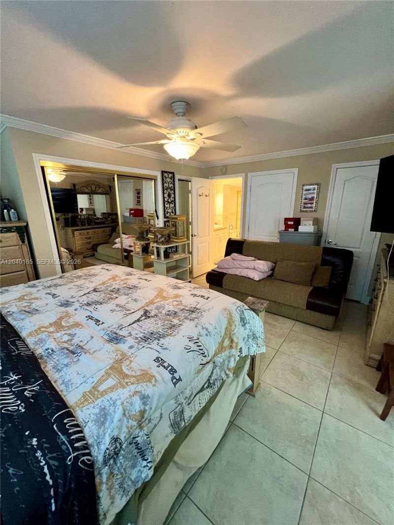 7135 Collins Ave , Unit 1523, Miami Beach, FL 33141 Photo