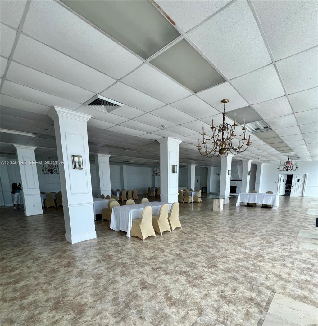 7135 Collins Ave , Unit 1523, Miami Beach, FL 33141 Photo