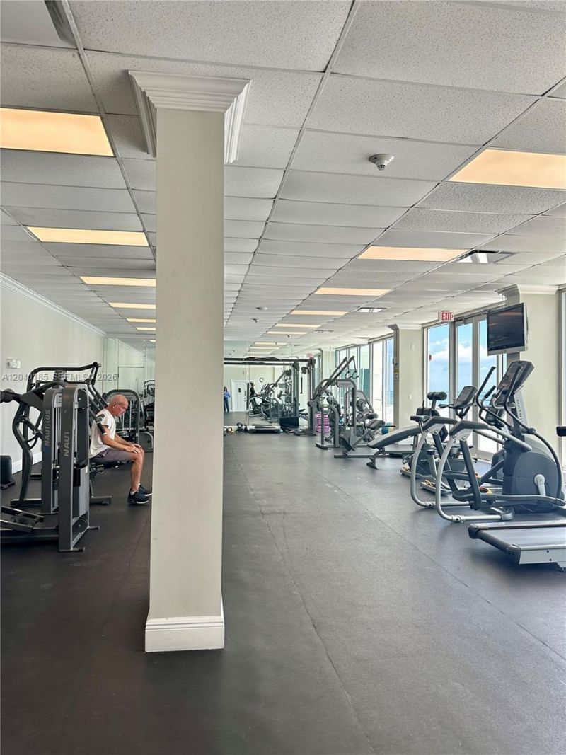 7135 Collins Ave , Unit 1523, Miami Beach, FL 33141 Photo