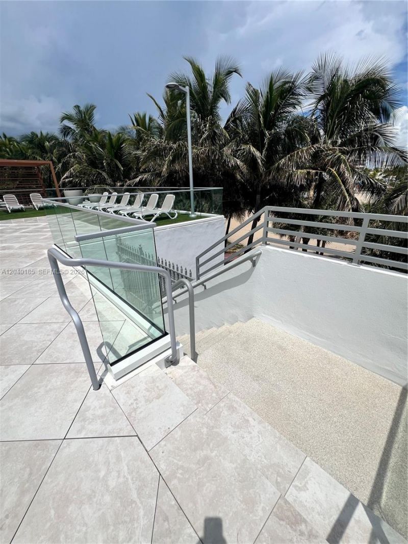 7135 Collins Ave , Unit 1523, Miami Beach, FL 33141 Photo