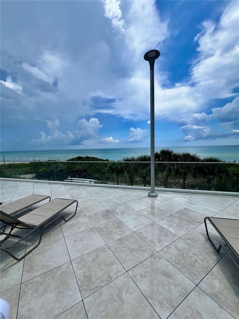 7135 Collins Ave , Unit 1523, Miami Beach, FL 33141 Photo