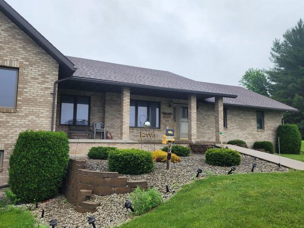319 115th Street, Luana, IA 52156
