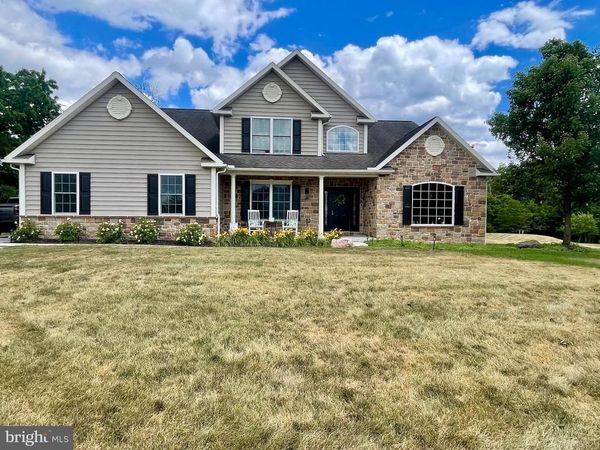 21 JENNIFER DRIVE, BERNVILLE, PA 19506