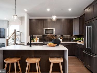 131 WARBURTON STREET, ALEXANDRIA, VA 22304