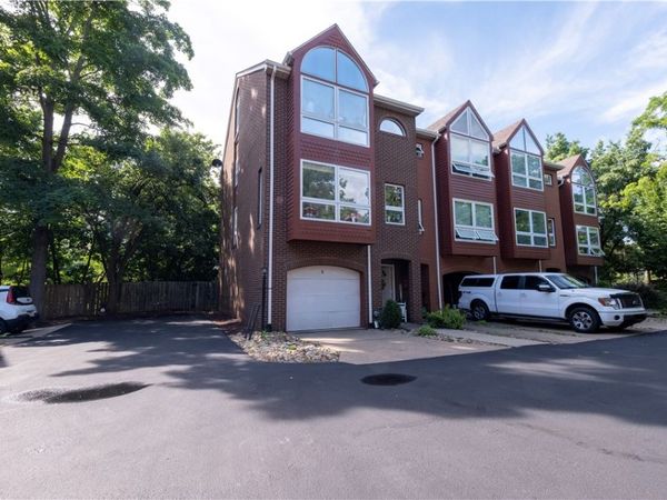 9 Graham Pl, Pittsburgh, PA 15232