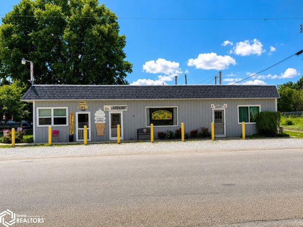 104 N 1St Street, Montrose, IA 52639