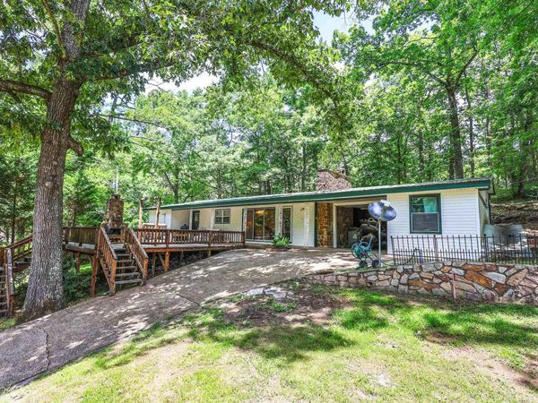 48 McCauley , Kirby, AR 71950