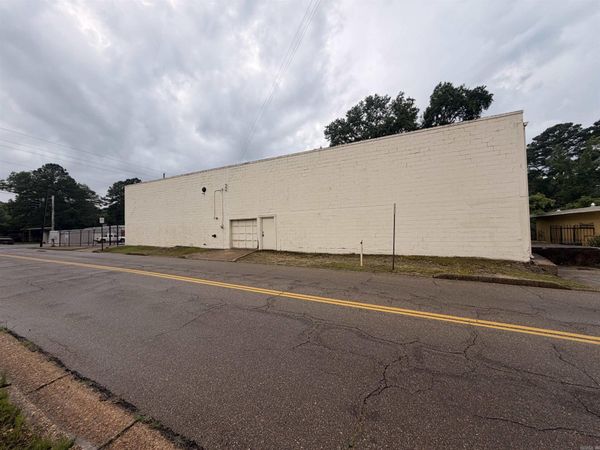 101 N Mosby , El Dorado, AR 71730