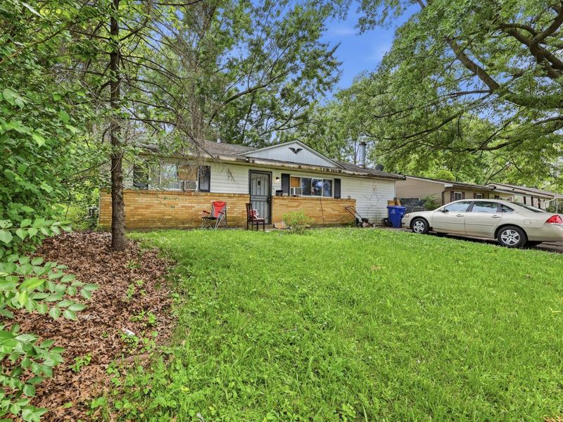 5209 Mapleridge Drive , Columbus, OH 43232 Photo 2