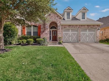 6830 Prairie Flower Trail, Dallas, TX 75227