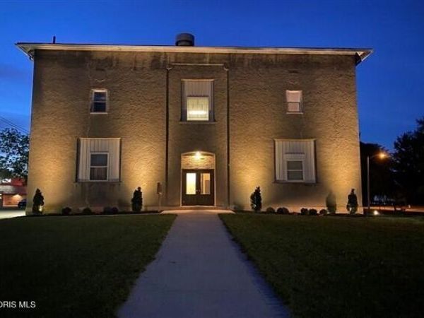 214 E W 3rd St At N Walnut Street , Ottawa, OH 45875