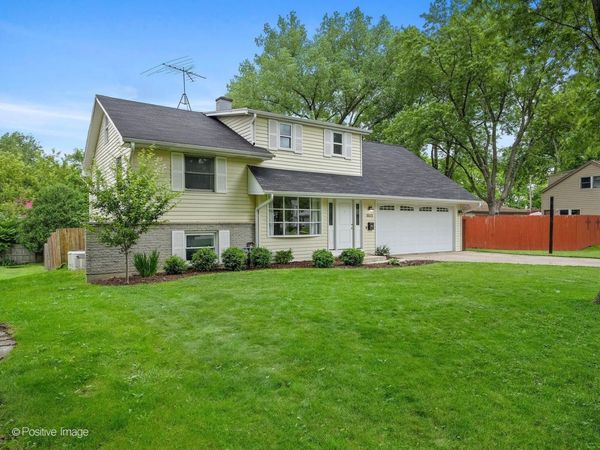 1603 Beecher Avenue , Wheaton, IL 60187