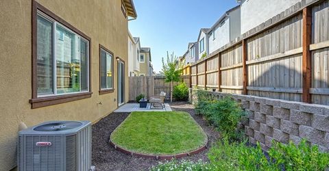 3502 Williamson Dr, Folsom, CA 95630 Photo