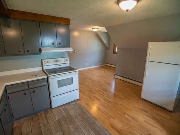 616 W Belleview Street , Winona, MN 55987