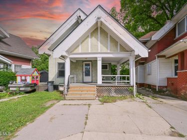 303 Hillwood Drive, Toledo, OH 43608