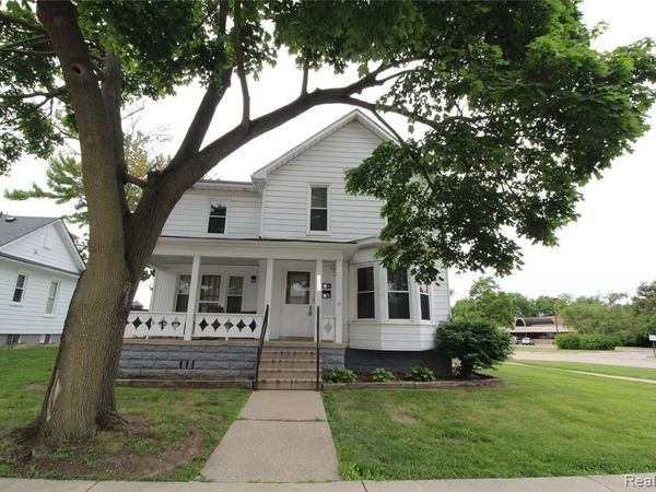 251 Saint Joseph Avenue, Trenton, MI 48183