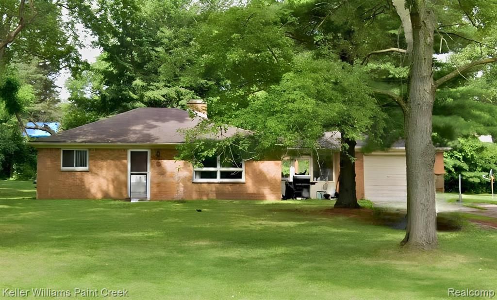 2740 Devondale Road, Rochester Hills, MI 48309 Main Photo